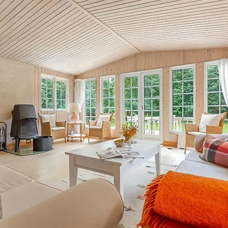 Tineke - 200m From The Sea By Interhome Feriehus Gedser